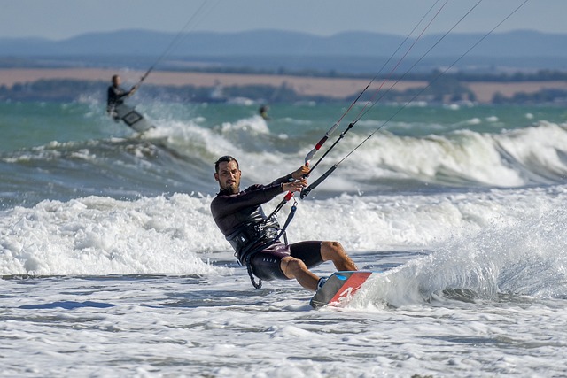 Er kitesurfing svært? Sådan tackler begyndere de største udfordringer